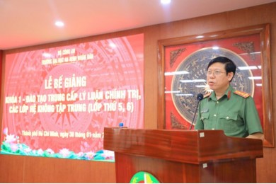 Trường Đại học An ninh nhân dân tổ chức Lễ Bế giảng Khóa 1 – TCLLCT (KTT 5,6,7) và Khóa 19 – Bồi dưỡng pháp luật, nghiệp vụ (NK19)