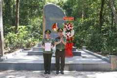 Lễ kết nạp đảng viên gắn với hoạt động về nguồn tại Khu Di tích lịch sử Ban An ninh Trung ương Cục miền Nam