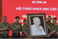Hội thảo "Bình luận khoa học sách: Chủ quyền trên không gian mạng: Yêu cầu thời đại và nghĩa vụ quốc gia"