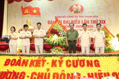 Thứ trưởng Nguyễn Văn Thành dự và phát biểu tại Đại hội Đảng bộ Công an tỉnh Thanh Hóa lần thứ XIX
