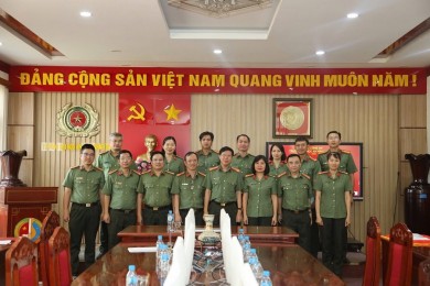 Trường Đại học An ninh nhân dân tổ chức trao trợ cấp khó khăn đột xuất cho cán bộ, chiến sĩ