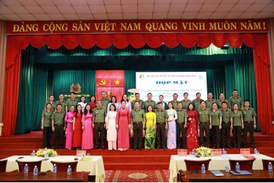 Hội Phụ nữ Trường Đại học An ninh nhân dân tổ chức họp mặt nhân dip kỷ niệm 95 năm ngày thành lập Hội Liên hiệp Phụ nữ Việt Nam, 15 năm Ngày Phụ nữ Việt Nam