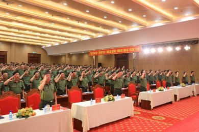 Đảng bộ Trường Đại học An ninh nhân dân tổ chức Hội nghị sinh hoạt chính trị đặc biệt học tập, nghiên cứu, quán triệt, tuyên truyền triển khai thực hiện Nghị quyết Đại hội XIV của Đảng