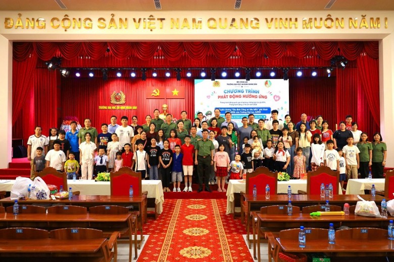 Trường Đại học An ninh nhân dân tổ chức hoạt động hưởng ứng Tháng hành động về gia đình và trẻ em năm 2026