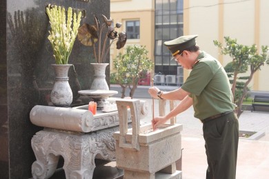 Trường Đại học An ninh nhân dân tổ chức nhiều hoạt động tri ân nhân Ngày Thương binh - Liệt sĩ 