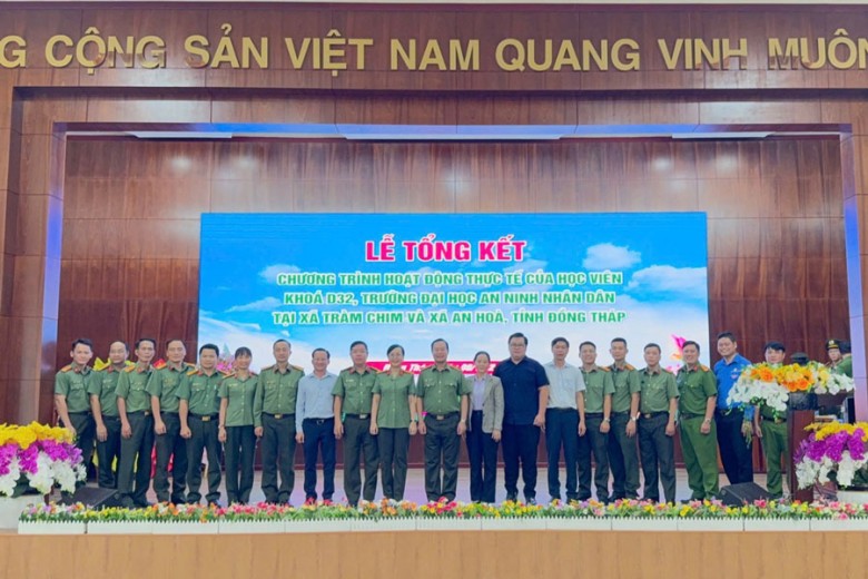Trường Đại học An ninh nhân dân tổ chức tổng kết hoạt động thực tế cho học viên khoá D32 tại tỉnh Đồng Tháp