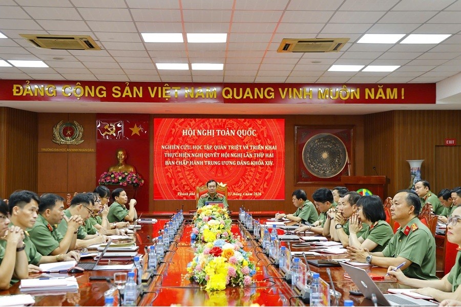 Đảng bộ Trường Đại học An ninh nhân dân tham gia Hội nghị toàn quốc học tập, quán triệt, tuyên truyền và triển khai thực hiện Nghị quyết Hội nghị lần thứ Hai Ban Chấp hành Trung ương Đảng Khóa XIV Đảng bộ Trường Đại học An ninh nhân dân tham gia Hội nghị toàn quốc học tập, quán triệt, tuyên truyền và triển khai thực hiện Nghị quyết Hội nghị lần thứ Hai Ban Chấp hành Trung ương Đảng Khóa XIV